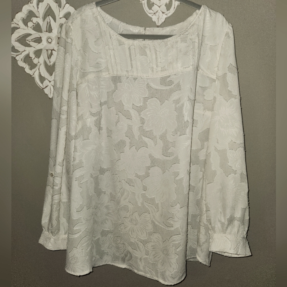 LOFT Blouse Size 22 Off-White Jaquard
